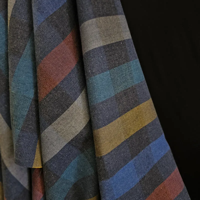 Tissu pour chemise en laine teinte en fil | Motif à carreaux Coucher de soleil des Highlands | 80 cm | FIN DE ROULEAU