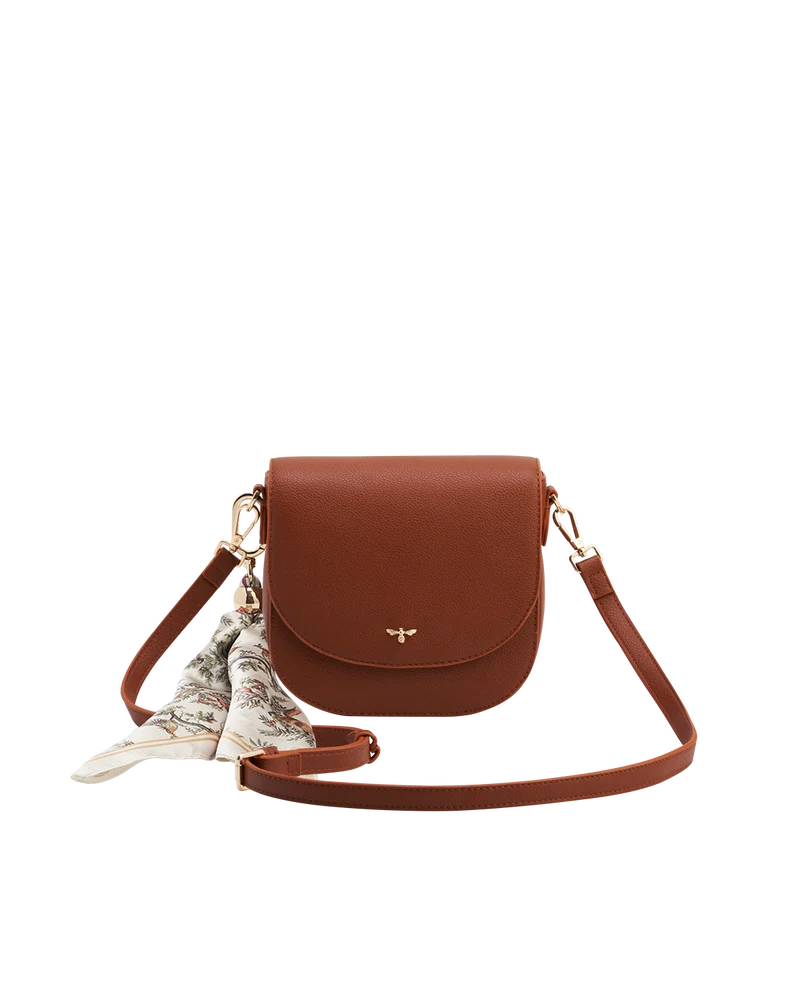 Beth Saddle Crossbody Bag in Tan