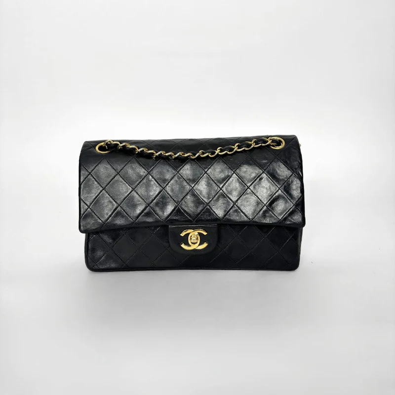 Chanel Moyen Double Classique Flapbag
