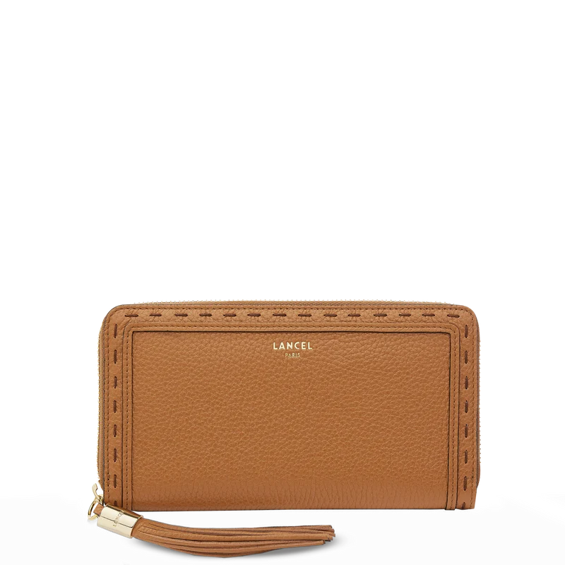 Zipped continental wallet