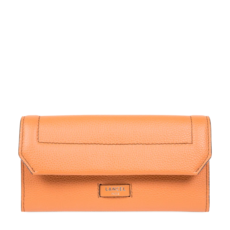 Slim flap wallet