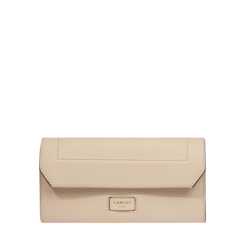 Slim flap wallet