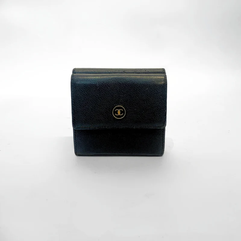 Chanel Portefeuille compact Coco Mark à trois volets