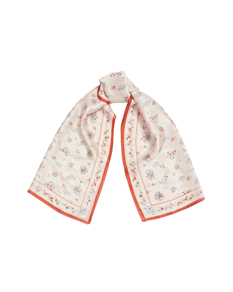 High Teacups Scarf in Cream