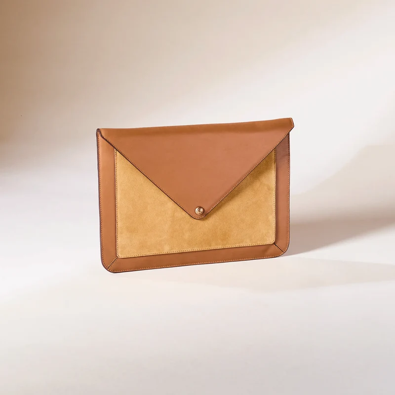 Housse pour ordinateur SCYLAS camel cognac