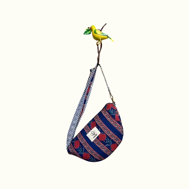 Sac demi-lune matelassé – Nānī-māmāmā –