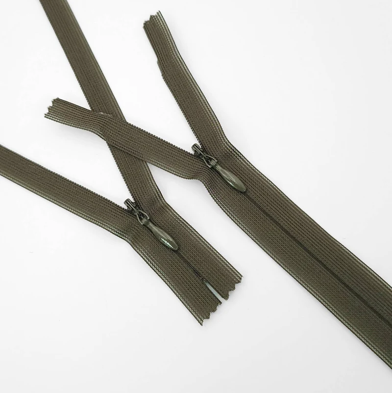 Fermeture éclair invisible YKK | N° 3 | 21.5 cm (8 1/2 po) | ZIP1089 - ZIP1090