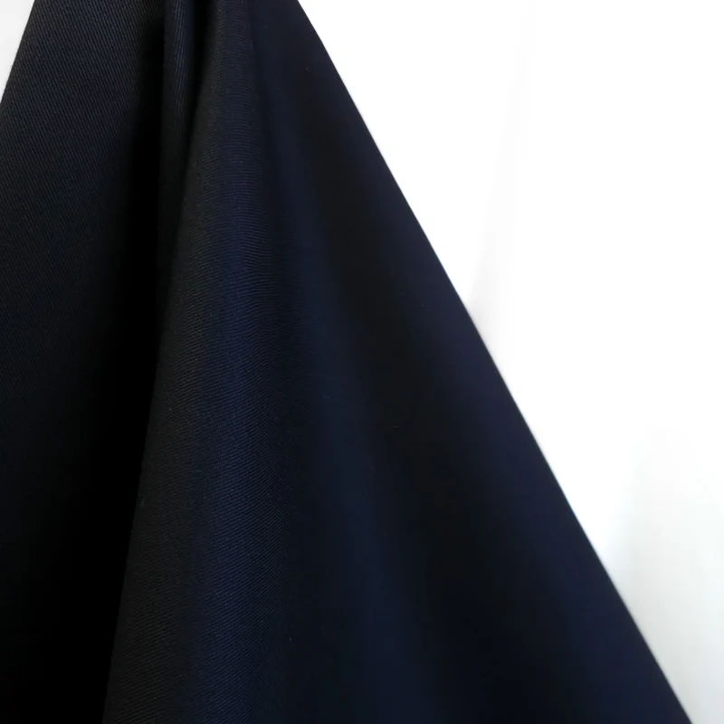 Gabardine de coton | Bleu marine foncé | 48 cm | Fin de rouleau