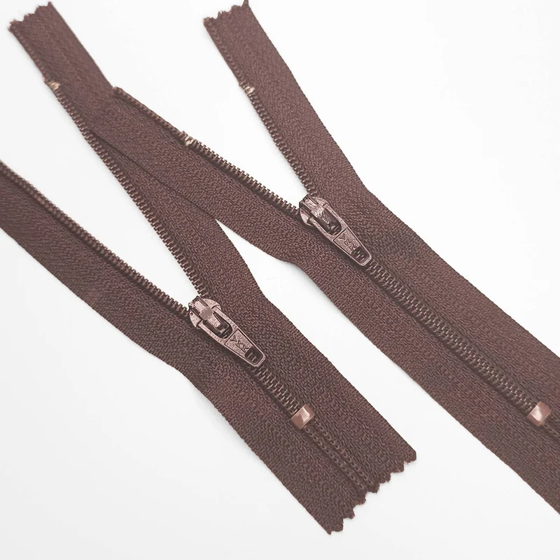 Fermeture éclair YKK | Fermeture à glissière fermée | Spirale en nylon | Marron | N° 3 | SS375 - SS377