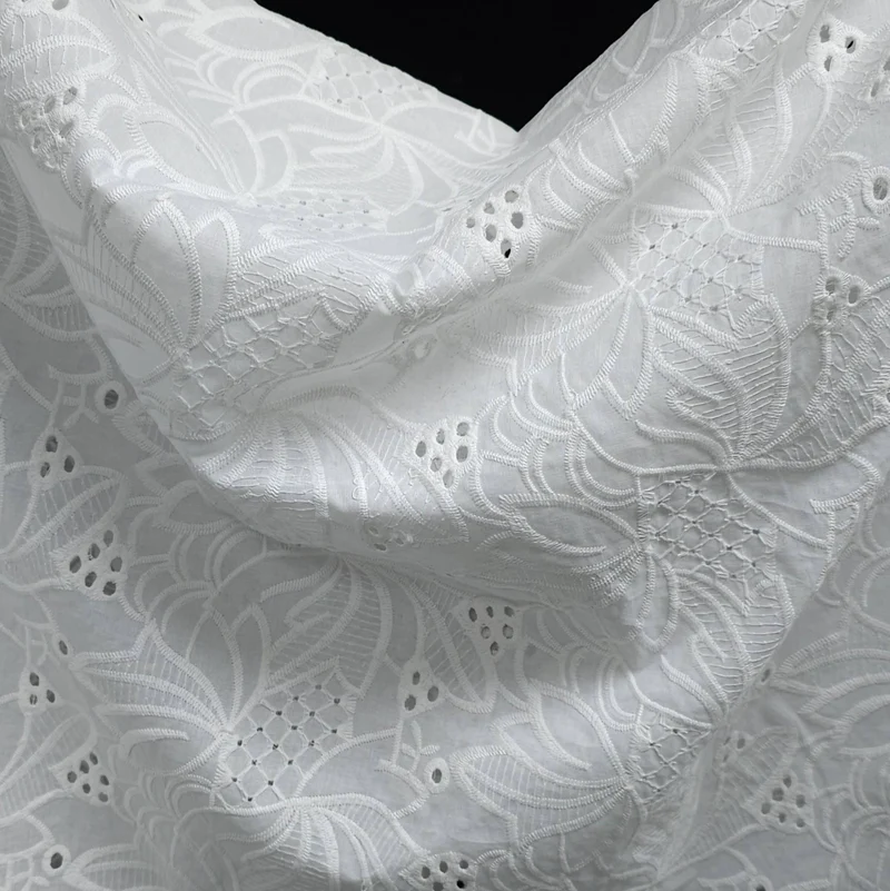 Broderie anglaise en coton | Blanc