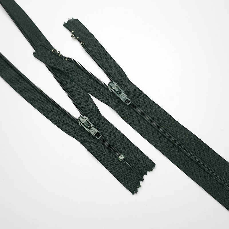 Fermeture éclair YKK | Fermeture à spirale en nylon | N° 2 | 22 cm | ZIP1049 - ZIP1051