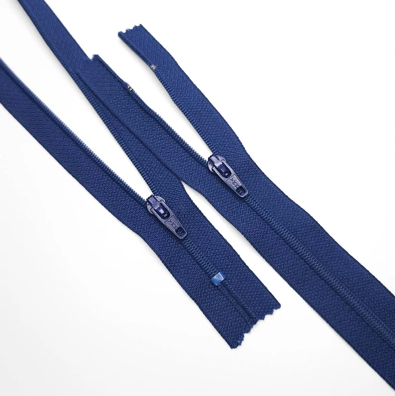 YKK | Fermeture éclair À Bout Fermé | Spirale | #2 | 7 3/4'' - 19.5 cm | SS348 - SS351