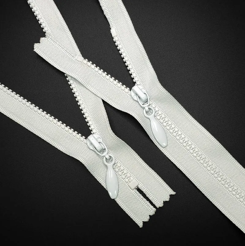 Fermeture éclair à bout fermé | Plastique | #3 | Bleu pâle | 5 3/4'' - 14.5 cm | ZIP1040