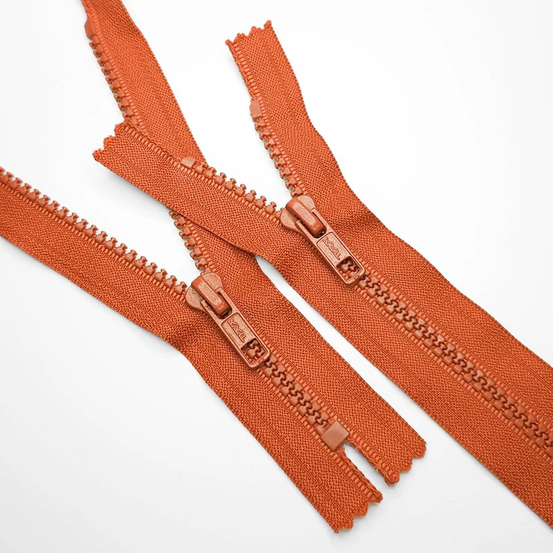 KKF | Fermeture à éclair à bout fermé | Plastique | #5 | Orange brique | 5 3/4'' - 14.5 cm | ZIP1037
