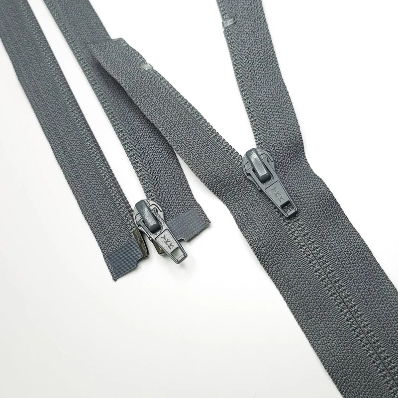 YKK | Fermeture éclair séparable | Spirale Invisible | Gris | #5 | 27 3/4'' - 70.5 cm | ZIP1025