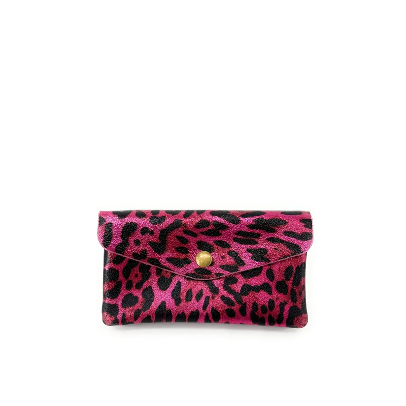 Pochette porte-monnaie en cuir irisé COMPO JUNGLE Léopard fuchsia irisé