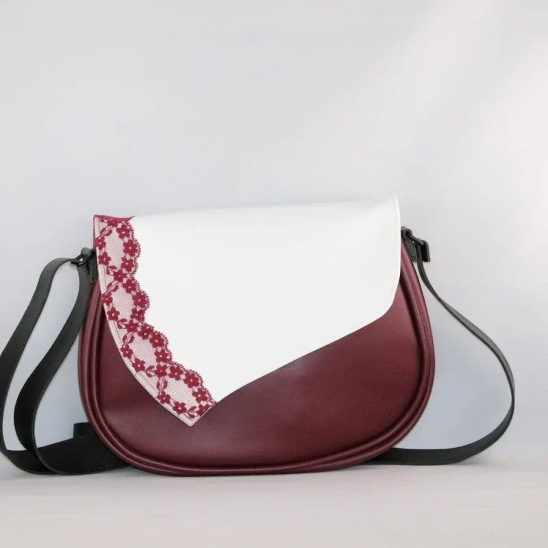 Rabat bohème chic en alter-cuir de raisin végan – Dentelle bordeaux