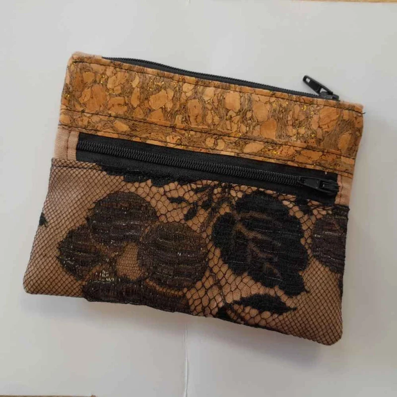 Porte-monnaie en liège pailleté avec dentelle