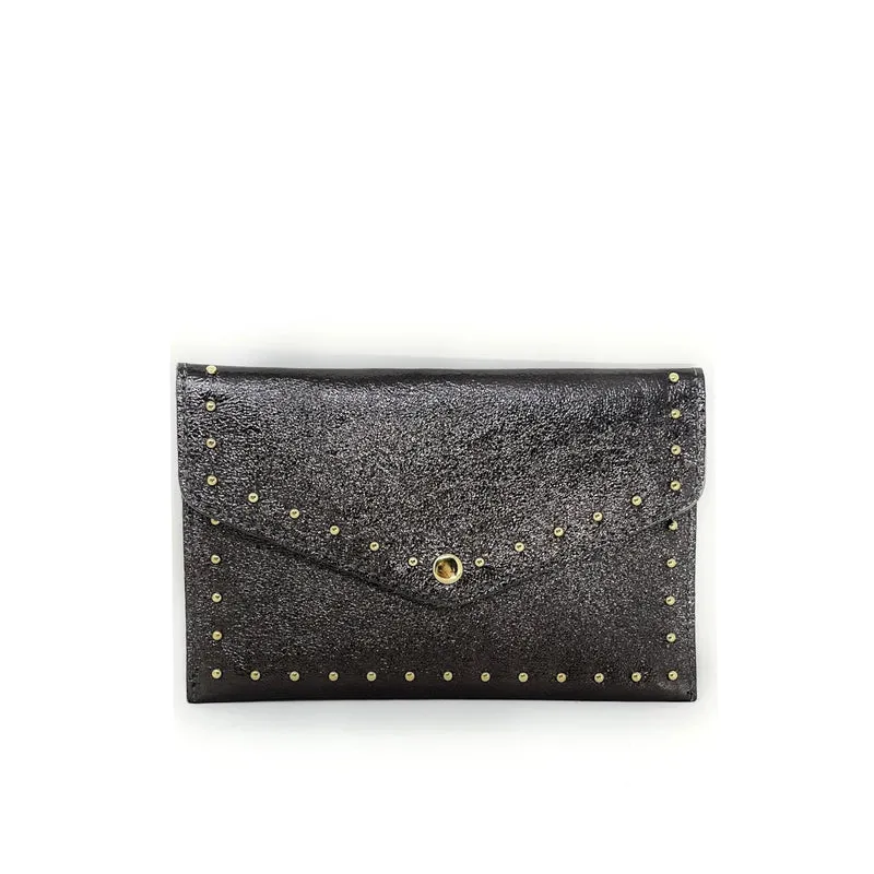 Pochette enveloppe en cuir irisé TINA Argent foncé