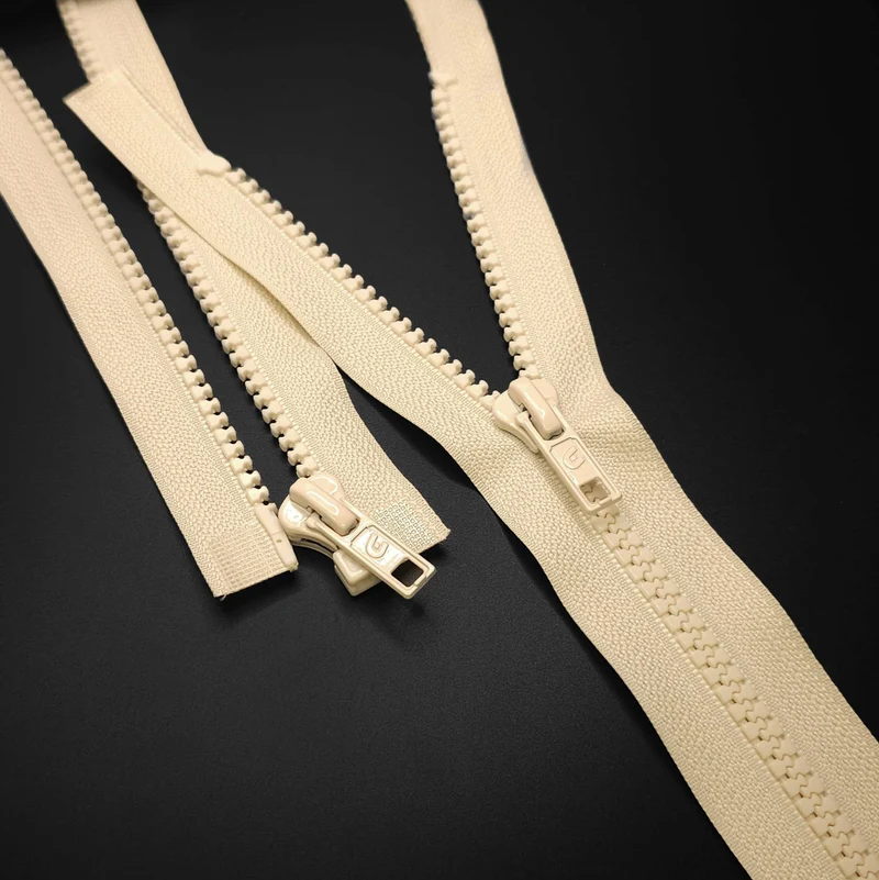Fermeture éclair séparable | Plastique | Beige | #5 | 28 1/2 - 72 cm