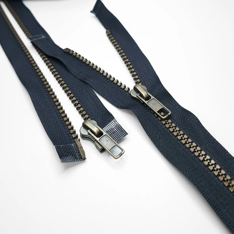Fermeture éclair séparable | Plastique | Bleu marine foncé | #5 | 15 3/4'' - 40 cm