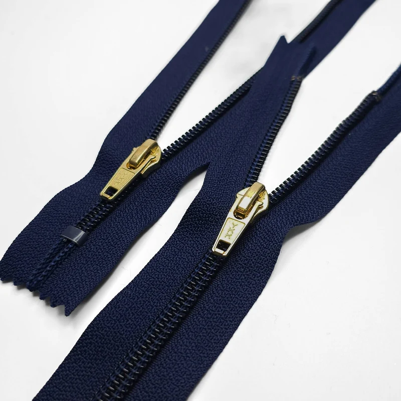 YKK | Fermeture éclair spirale à bout fermé | 6 3/4" - 17cm | #5