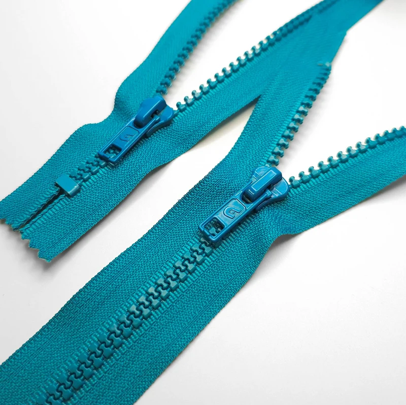Fermeture éclair À Bout fermé | Plastique | Bleu | #5 | 6 3/4'' - 17 cm