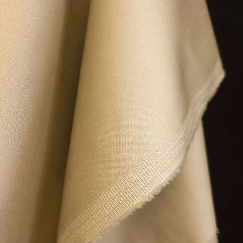 Coton Légèrement Extensible au Fini Satiné | Beige
