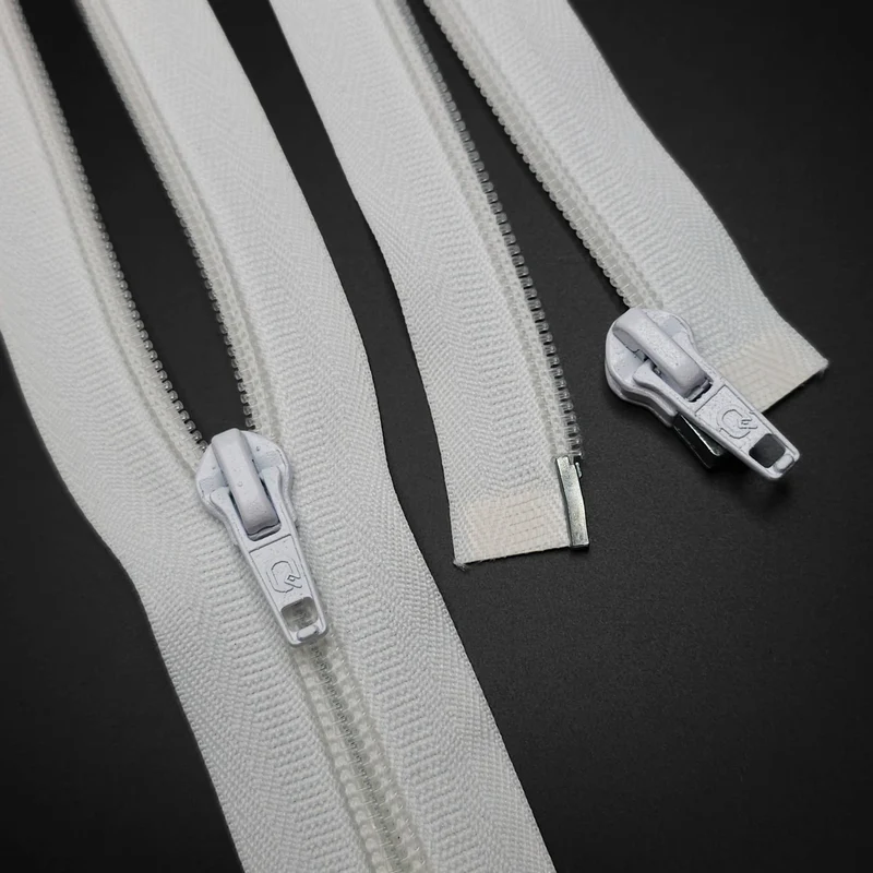 Fermeture Éclair Séparable | Spirale | Blanc | #5 | 20 3/4'' - 52.5 cm