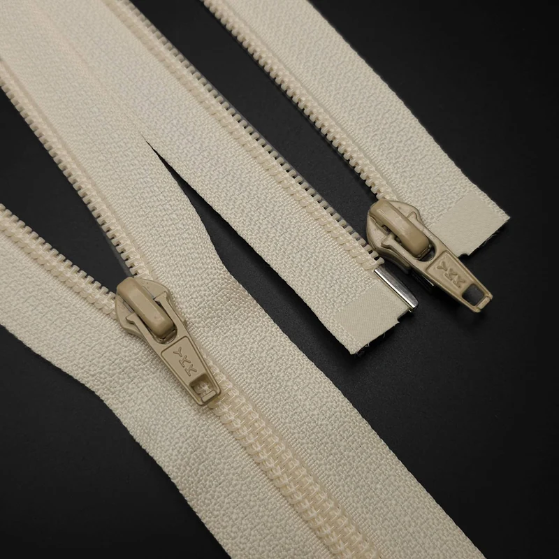 YKK | Fermeture Éclair Séparable | Spirale | Crème | #5 | 15 3/4'' - 40 cm