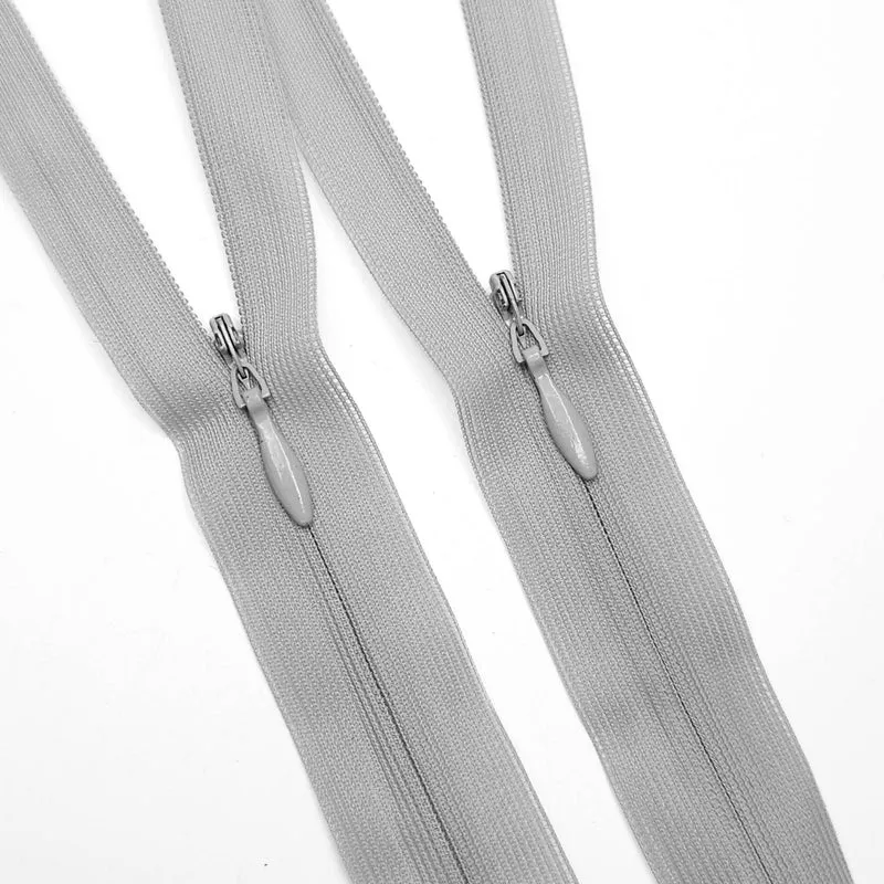 Fermeture éclair invisible à bout fermée | #3 | Gris clair | 15 1/4'' - 38.5 cm