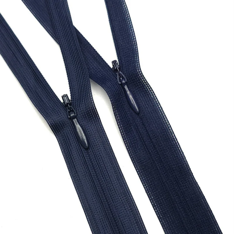 Fermeture éclair invisible à bout fermé | #3 | Bleu marine | 13 1/2'' - 34 cm
