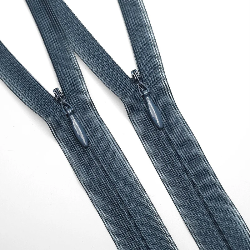 YKK | fermeture éclair invisible à bout fermé | #3 | bleu acier | 20 1/2'' - 52 cm