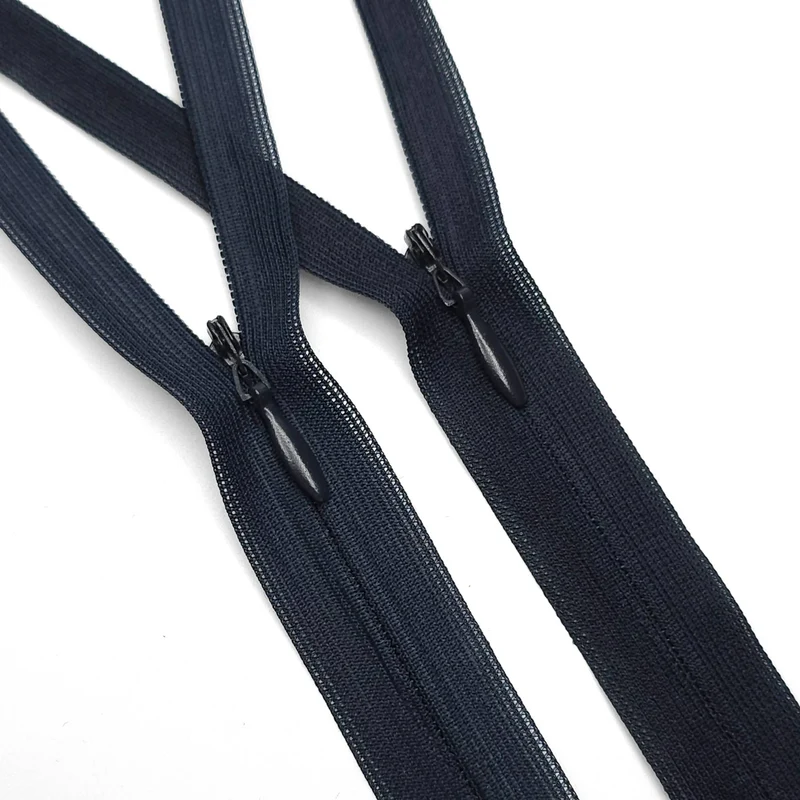 Fermeture éclair invisible à bout fermé | #3 | Bleu spatial | 15 1/2'' - 39 cm