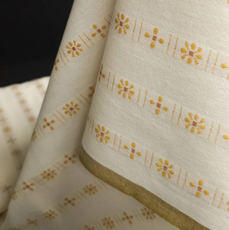 Tissé Teint | 100 % Coton | Forest Forage Daisies | Fableism