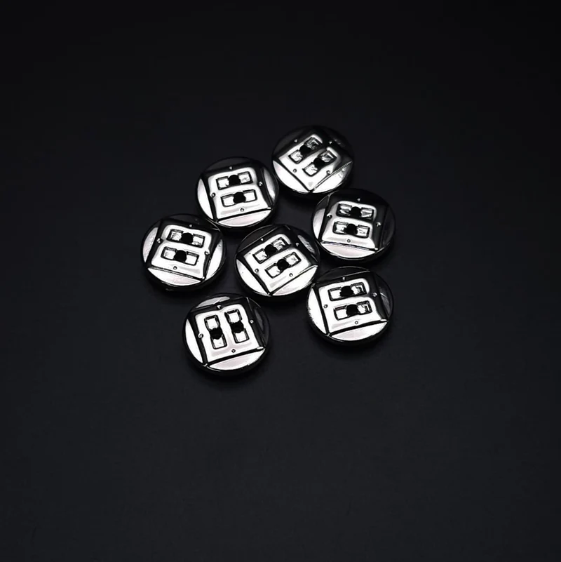 Boutons #598- 13 mm