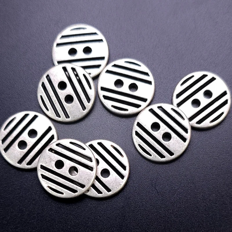 Boutons #592- 15 mm