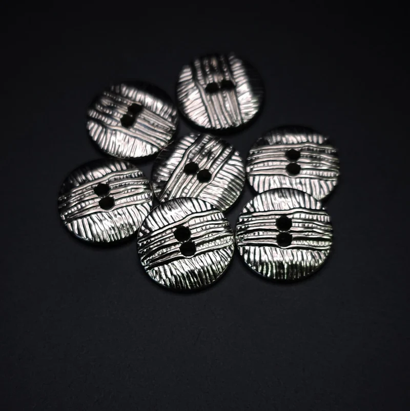 Boutons #585- 15 mm