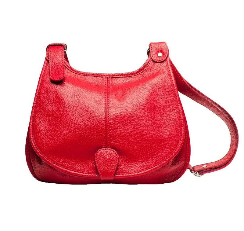Sac besace bandoulière en cuir grainé PETRA Rouge garance