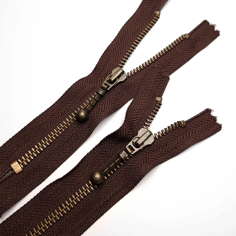 YKK | Fermeture Éclair à Bout Fermé | Métal | Brun | #5 | 5 3/4 - 14.5 cm