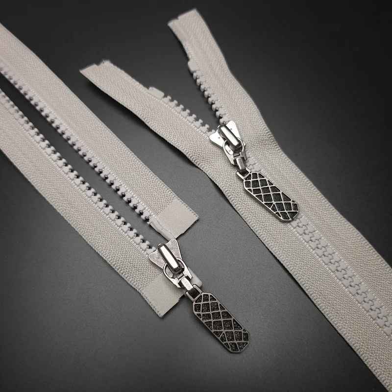 YKK | Fermeture éclair séparable | Plastique | #5 | 27'' - 69 cm | Gris Pâle