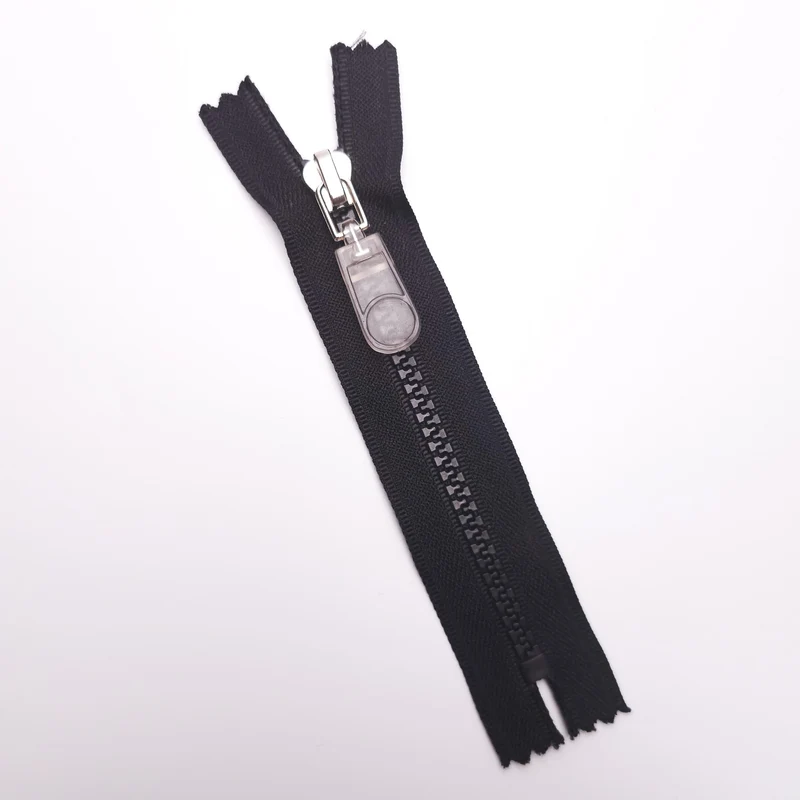 Fermeture éclair en plastique à bout fermé | 5" / 13 cm