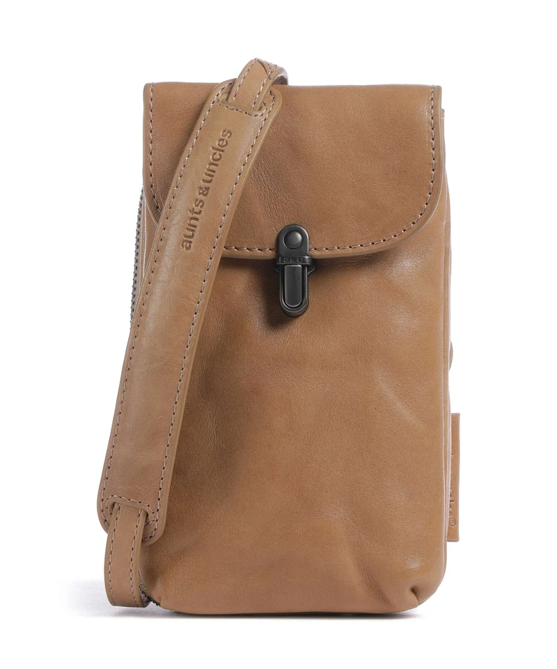 Aunts & Uncles Grandma's Luxury Club Mrs. Lemon Twist Pochette telephone iced coffee